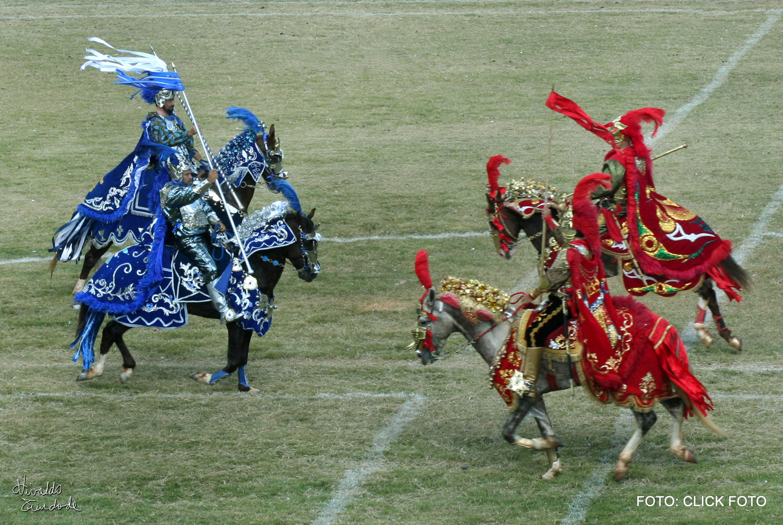 Cavaleiros-Cristoes-e-Mouros-Cavalhadas-Foto-Reproducao-Prefeitura-de-Pirenopolis